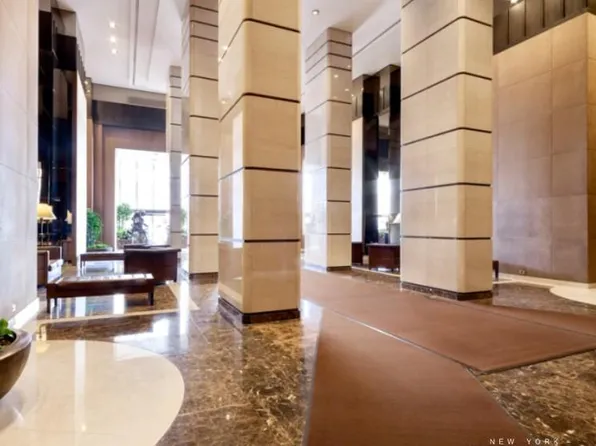 330 East 38th Street image 24 of 24