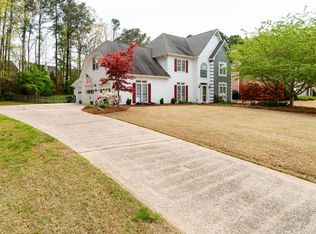 1090 Pebble Bend Dr, Grayson, GA