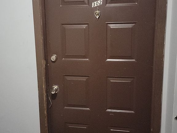 Apt 302 - East side Entrance (Front)