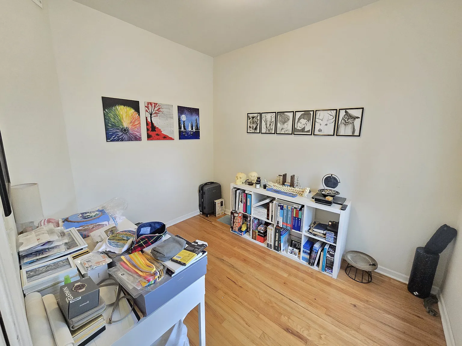 3 bed, 1100 sqft, $1,700 — Photo 2