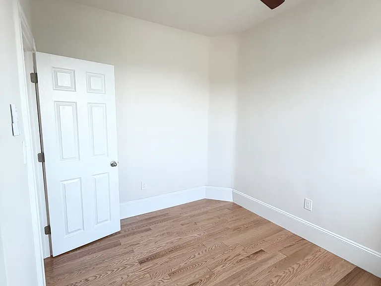 106 Myrtle St #18 — Photo 11