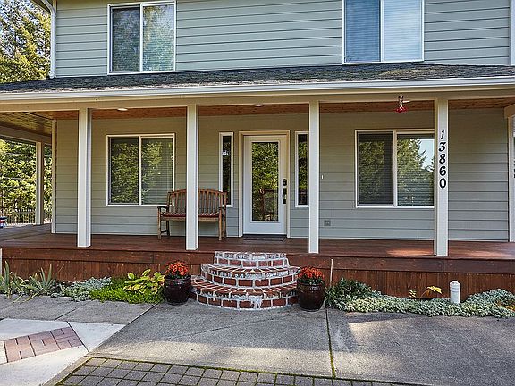 2nd image of 13860 Wye Lake Blvd SW