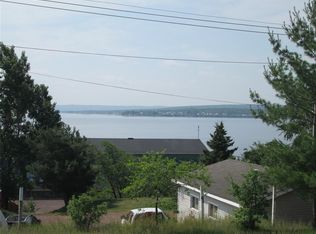 6 Watermans Lane, Botwood, NL A0H1E0