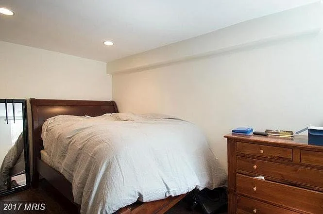 918 Westminster St NW #B — Photo 4