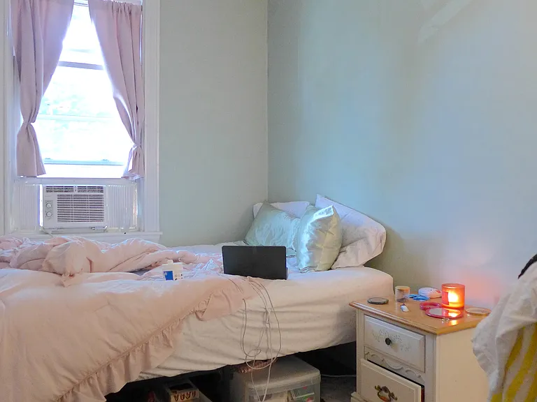 10 Grovenor Rd #3 — Photo 6
