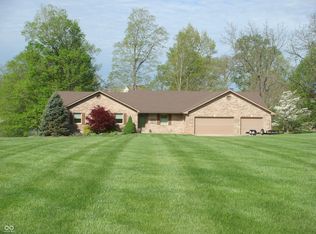 4806 Krestridge Ct E, Bargersville, IN 46106