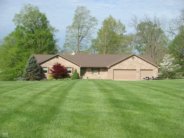 4806 Krestridge Ct E, Bargersville, IN 46106