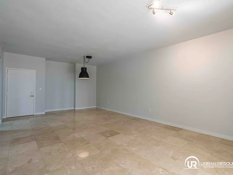 300 Majorca Ave #Penthouse 403 — Photo 12