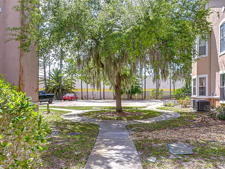 17942 Villa Creek Dr #17942 — Photo 53