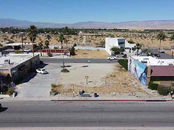 3rd image of 67460 Ramon Rd