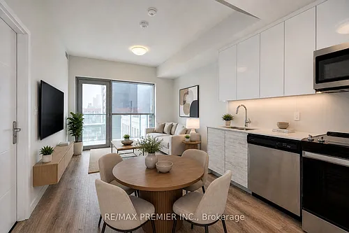 60 Frederick St #402 Photo 1