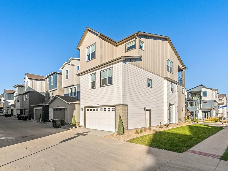5701 Van Gordon St — Photo 17