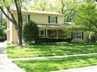 4459 Hoover St, Rolling Meadows, IL 60008