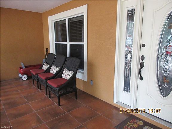 4th image of 1514 SE 15th Pl