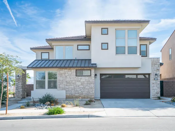 35764 Cannon Dr, Palm Desert, CA 92211