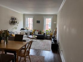 12 Short St