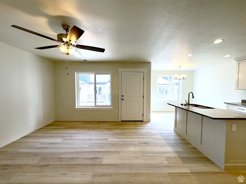 214 W Seasons Ln Garden City UT Zillow