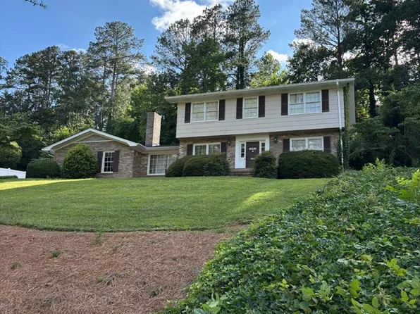 704 Lenna Ln, Dalton, GA 30720