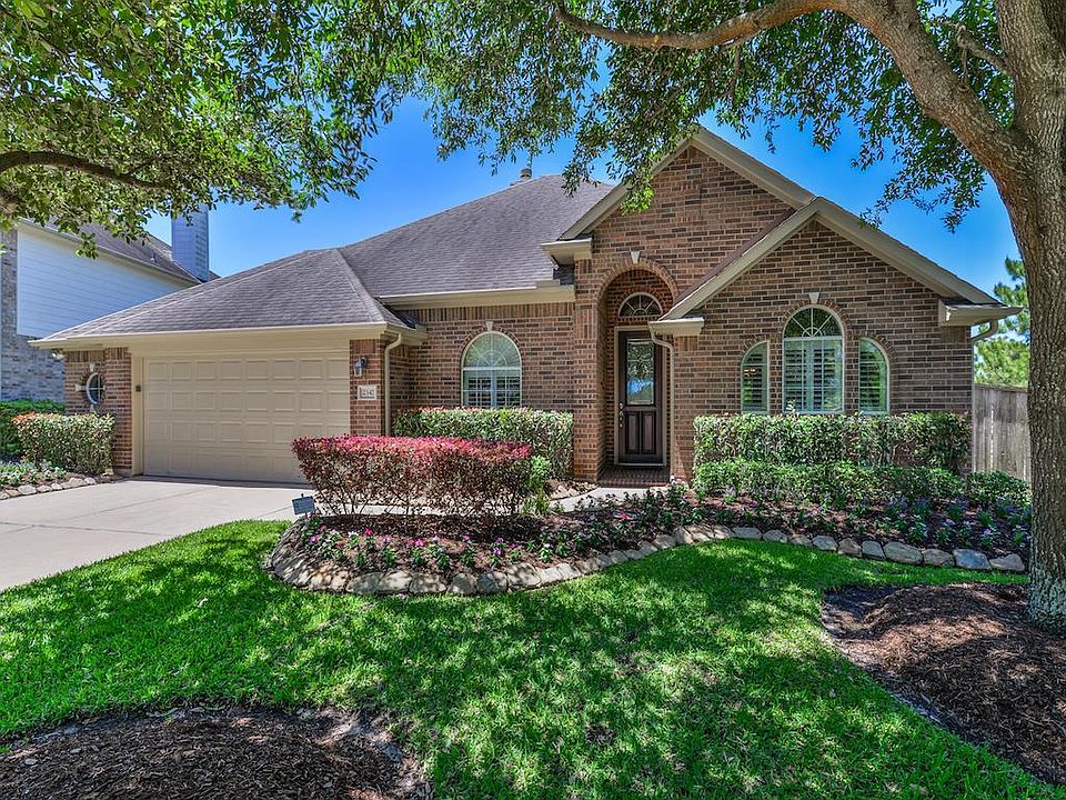 1st image of 2347 Fern Bend Ln