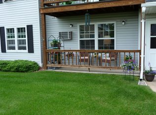 210 Country Side Ct #A, Waupaca, WI 54981
