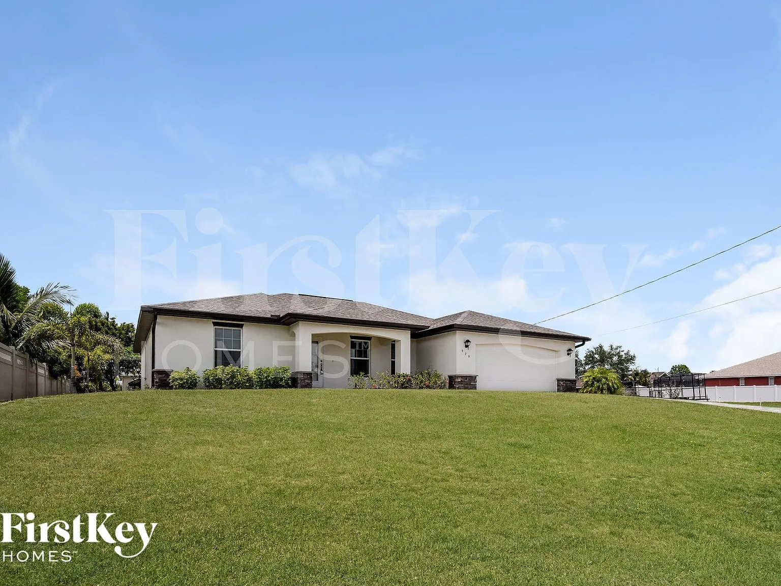 4 bed, 2.0 bath, 1828 sqft, $2,390 — Photo 2