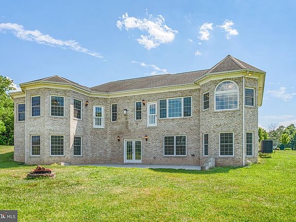 4th image of 7147 Linganore Rd