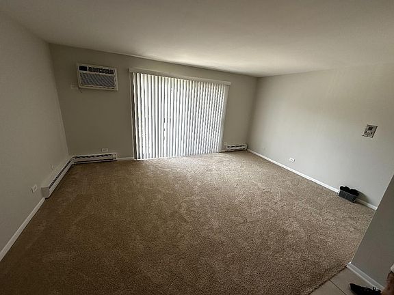 5th image of 5728 128th St APT 2D