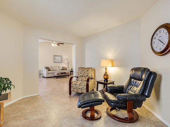 5th image of 41713 W Warren Ln