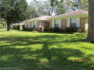 5711 Fairwood Dr, Mobile, AL 36609