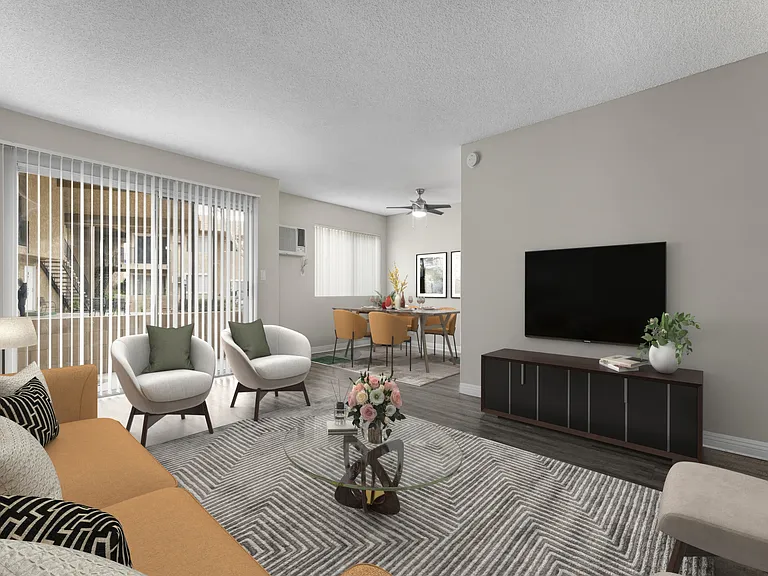 Racquet Club Apartments — Photo 11