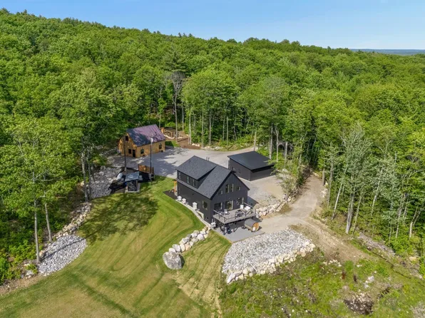 18 McAlister Lane, Poland, ME 04274