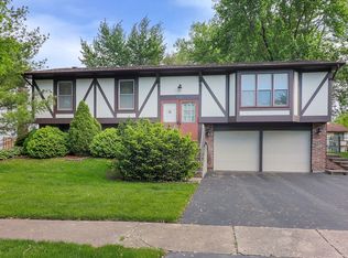 653 Sheffield Ln, Bolingbrook, IL 60440