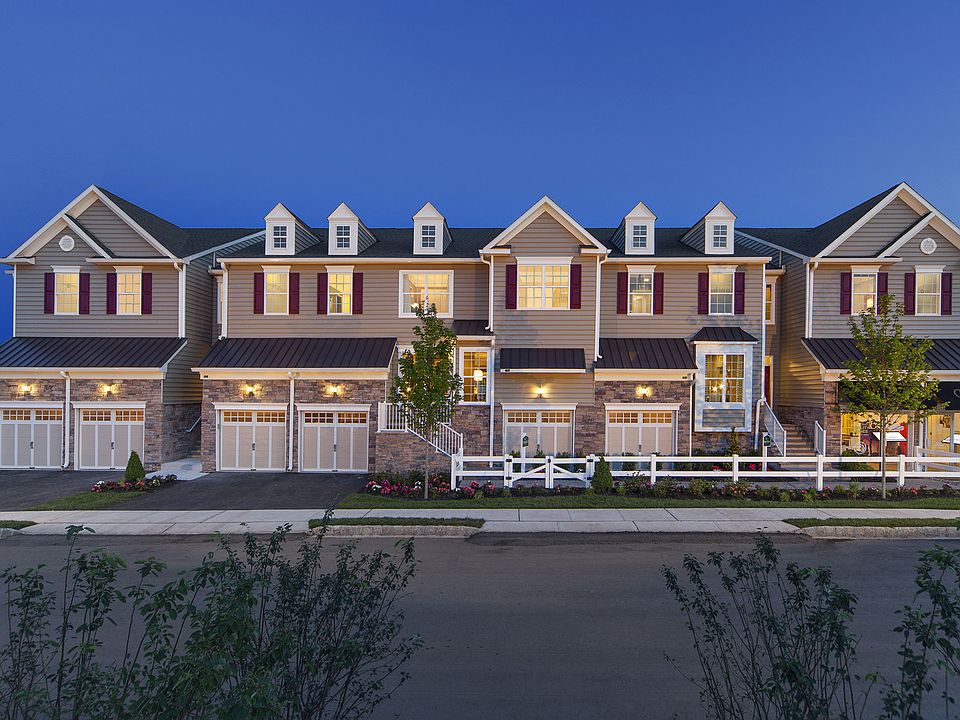 Luxurious Townhomes