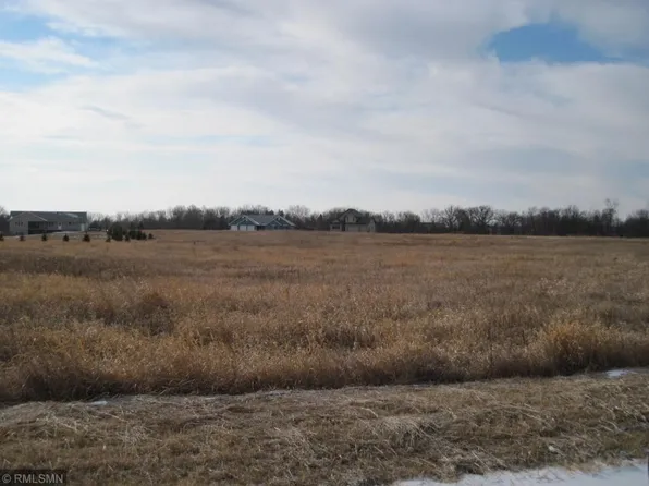 1114 108th Cir, Glencoe, MN 55336