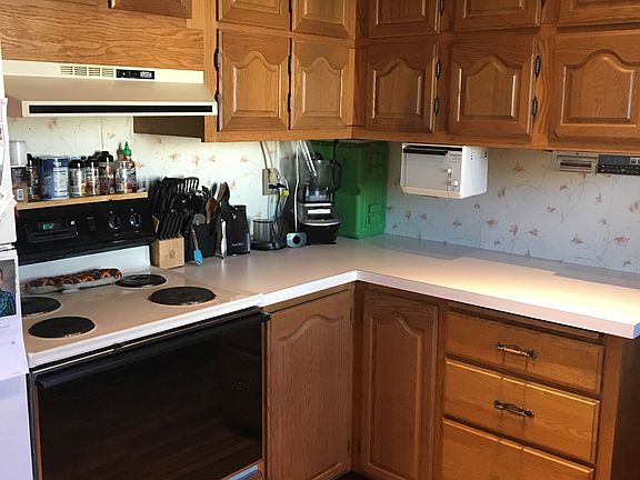 3rd image of 2426 Cheyenne Dr