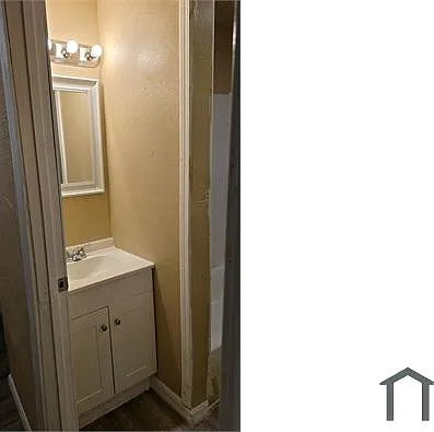 1122 Rich Ave #A — Photo 4