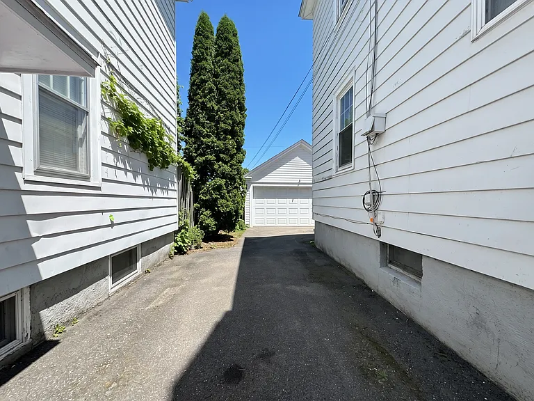7 Edison Ave #1 — Photo 31