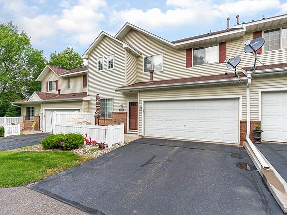 3rd image of 4905 Jewel Ln N Unit B