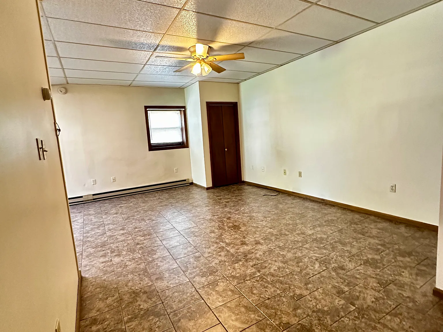 2 bed, 750 sqft, $1,425 — Photo 3