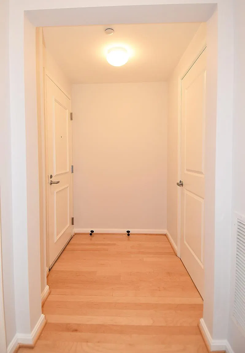 2 bed, 1376 sqft, $3,500 — Photo 2