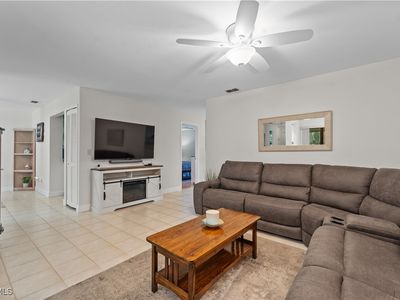 8336 Charter Club Cir Unit 5, Fort Myers, FL, 33919