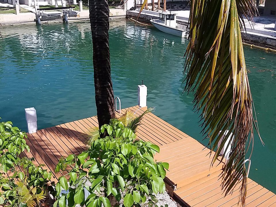 2nd image of 24215 Caribbean Dr