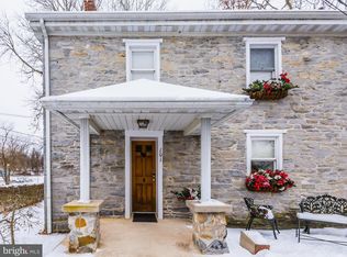 101 Race St, Boiling Springs, PA 17007