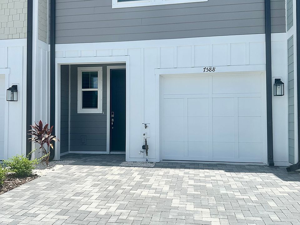 1st image of 7588 Deer Valley Cir