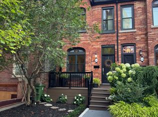 132 1st Ave, Toronto, ON M4M 1X1