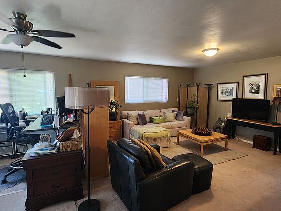 5th image of 409 Idaho Ave #A