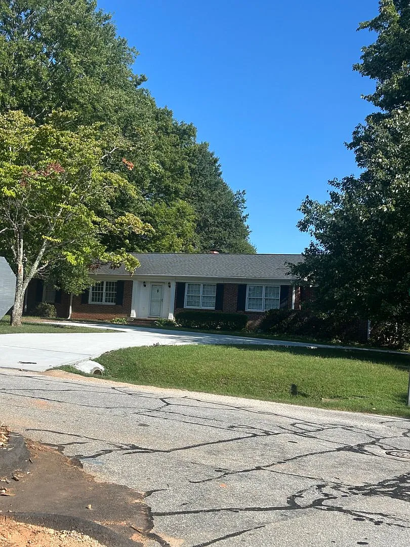 Mauldin, 3BD/2BA, 1788SF — Photo 2