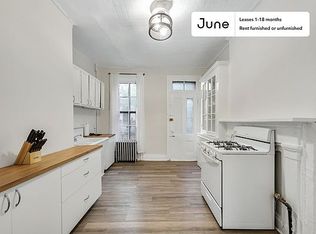 441 W 48th St #1E, New York, NY 10036