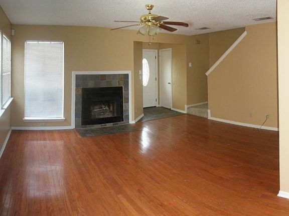3rd image of 1611 West Ln