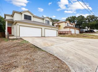 825 Sagewood Trl, San Marcos, TX 78666
